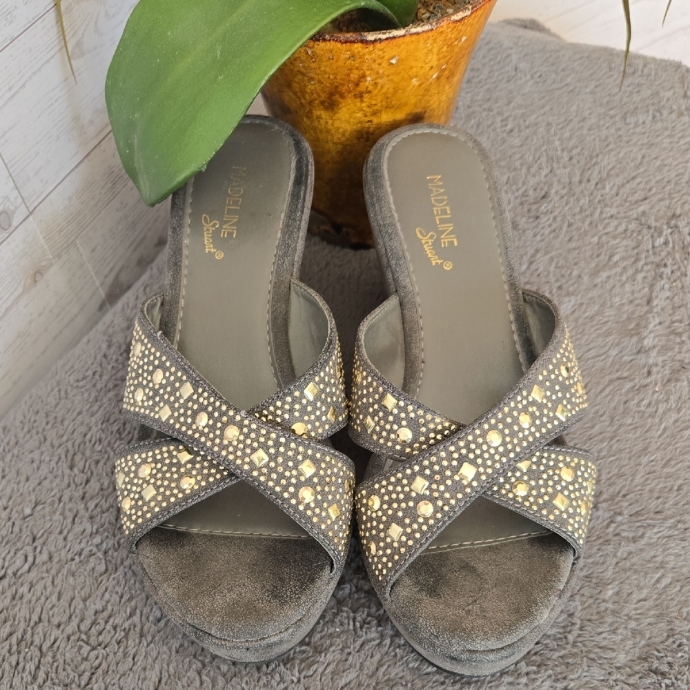 Madeline Stuart Studded Wedge Sandals Sz 7 M
